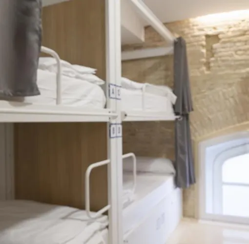 Хостел Up Валенсия