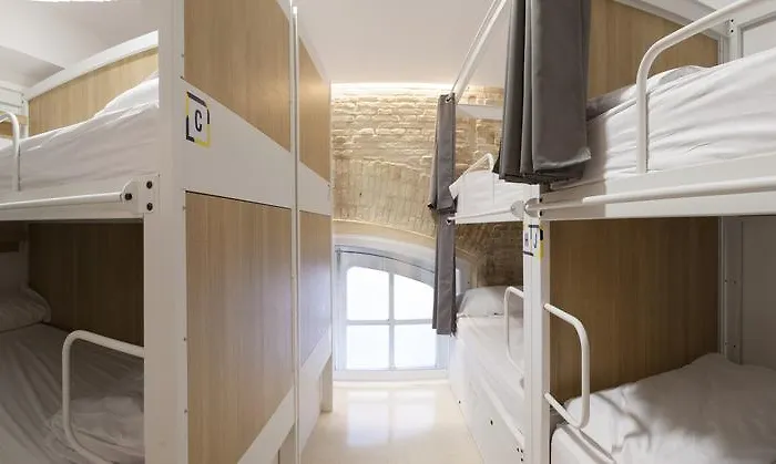 Up Albergue Valência