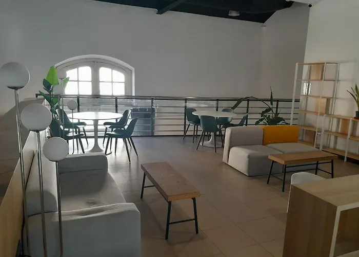 Up瓦伦西亚旅舍 瓦伦西亚